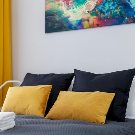 Apartamento Yellow Sunset Studio Varsovia Exterior foto