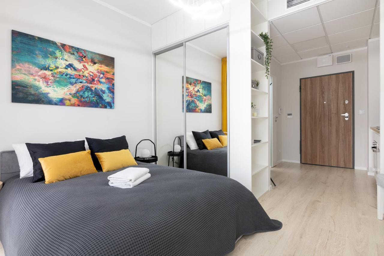 Apartamento Yellow Sunset Studio Varsovia Exterior foto
