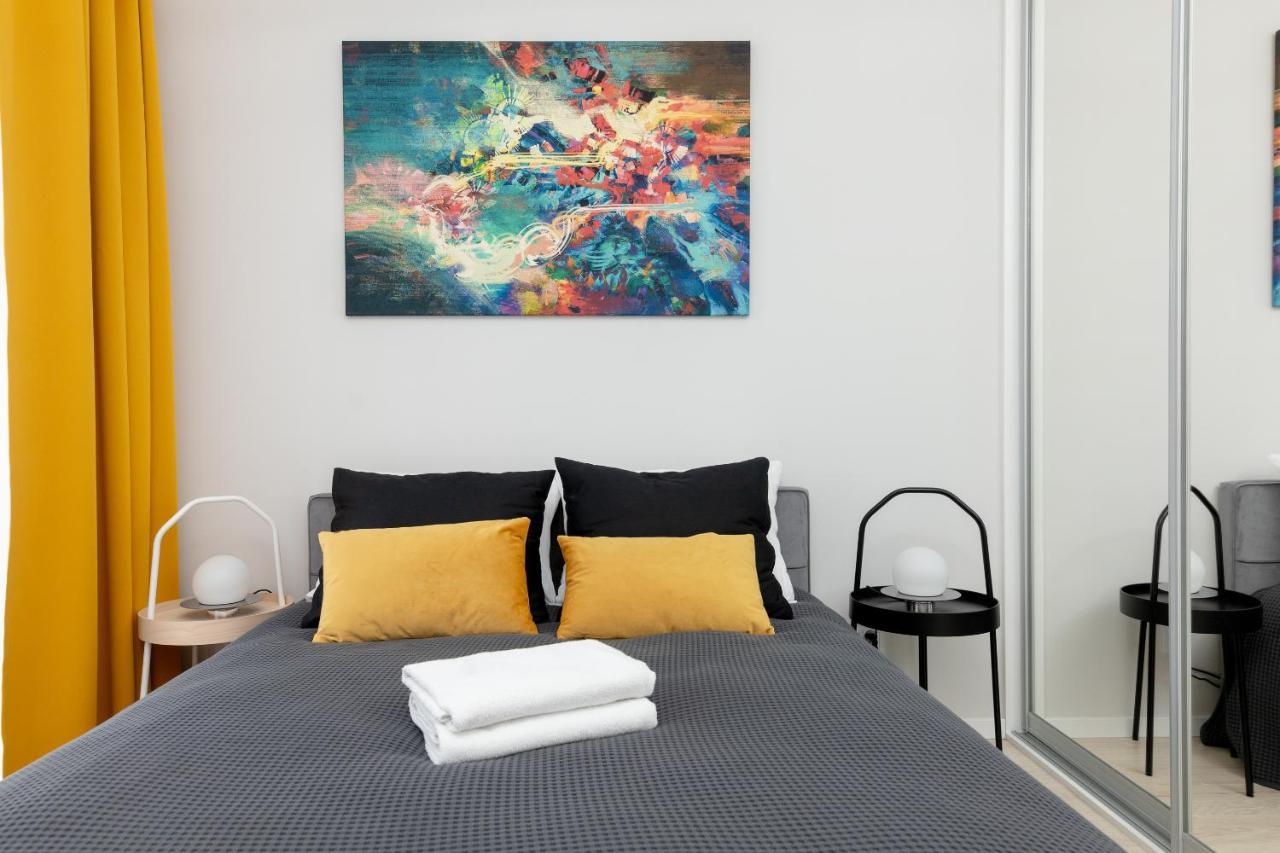 Apartamento Yellow Sunset Studio Varsovia Exterior foto